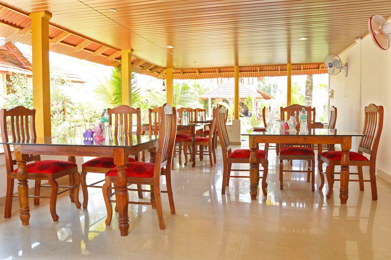Pozhiyoram Ayurveda Beach Resort Alappuzha Exterior photo