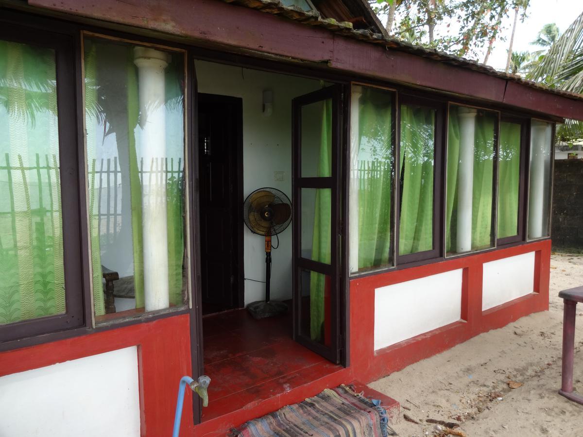 Pozhiyoram Ayurveda Beach Resort Alappuzha Exterior photo